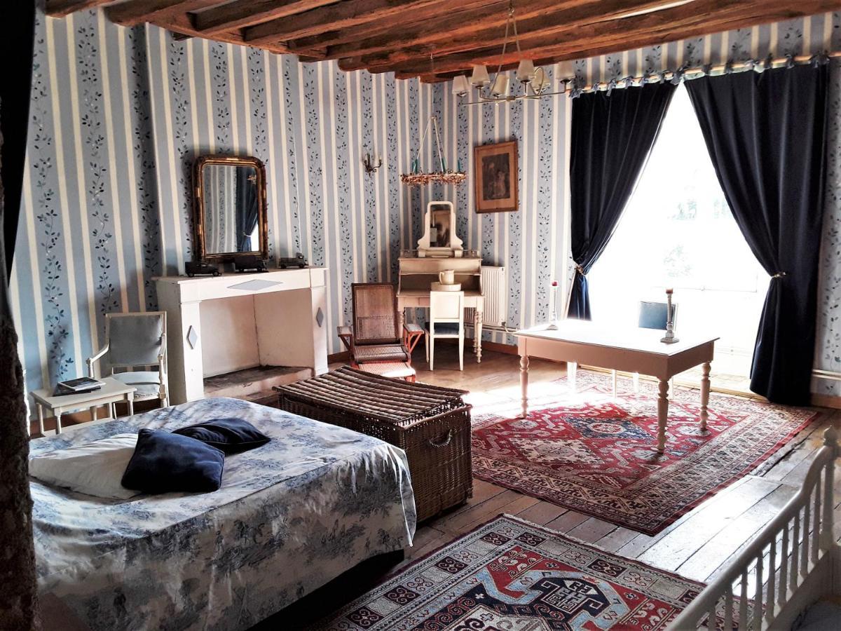 Les Chambres Du Logis Du Chatelier Bressuire Dış mekan fotoğraf