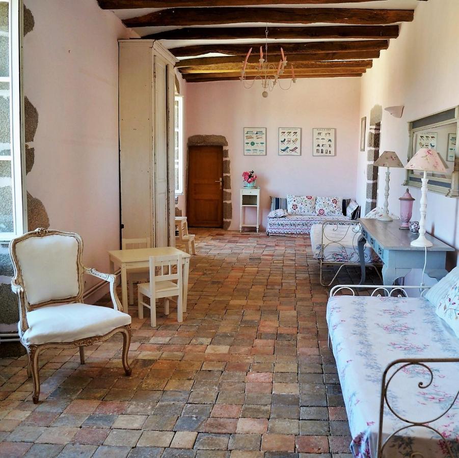 Les Chambres Du Logis Du Chatelier Bressuire Dış mekan fotoğraf