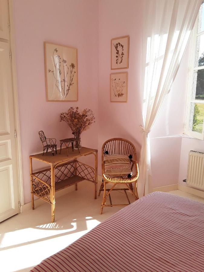 Les Chambres Du Logis Du Chatelier Bressuire Dış mekan fotoğraf
